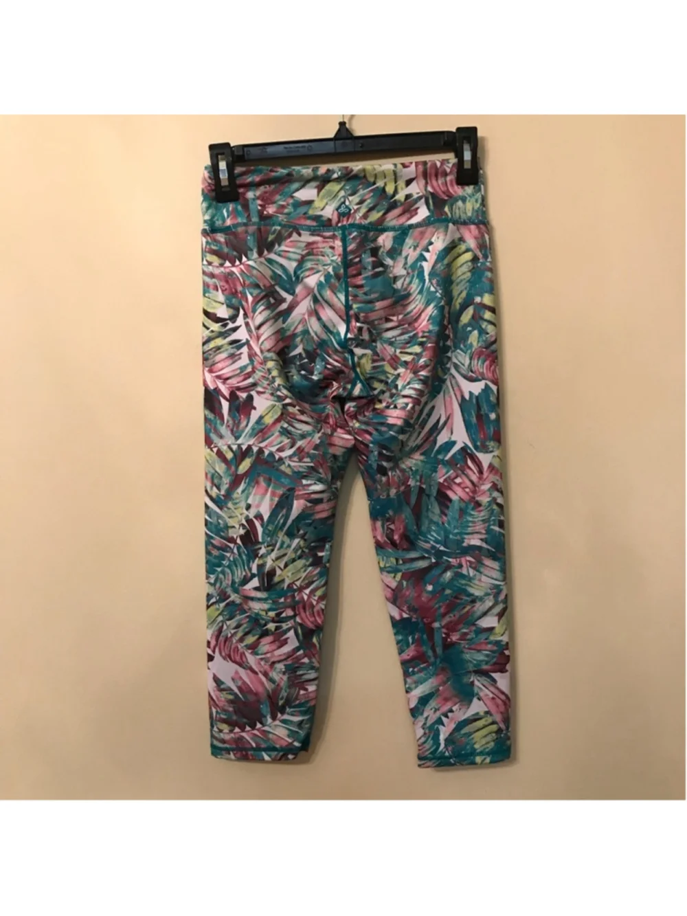Prana Roxanne Dragonfly Paradise Print Capri Leggings